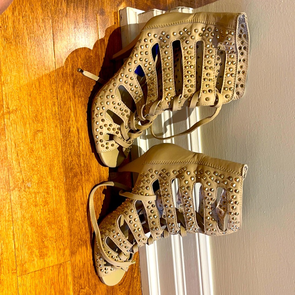 Studded Cream Charlie My Love heels. Size 8
